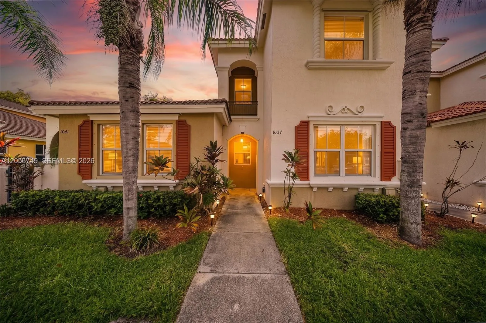 1037 NE 42nd Pl, Homestead, FL 33033 photo 2
