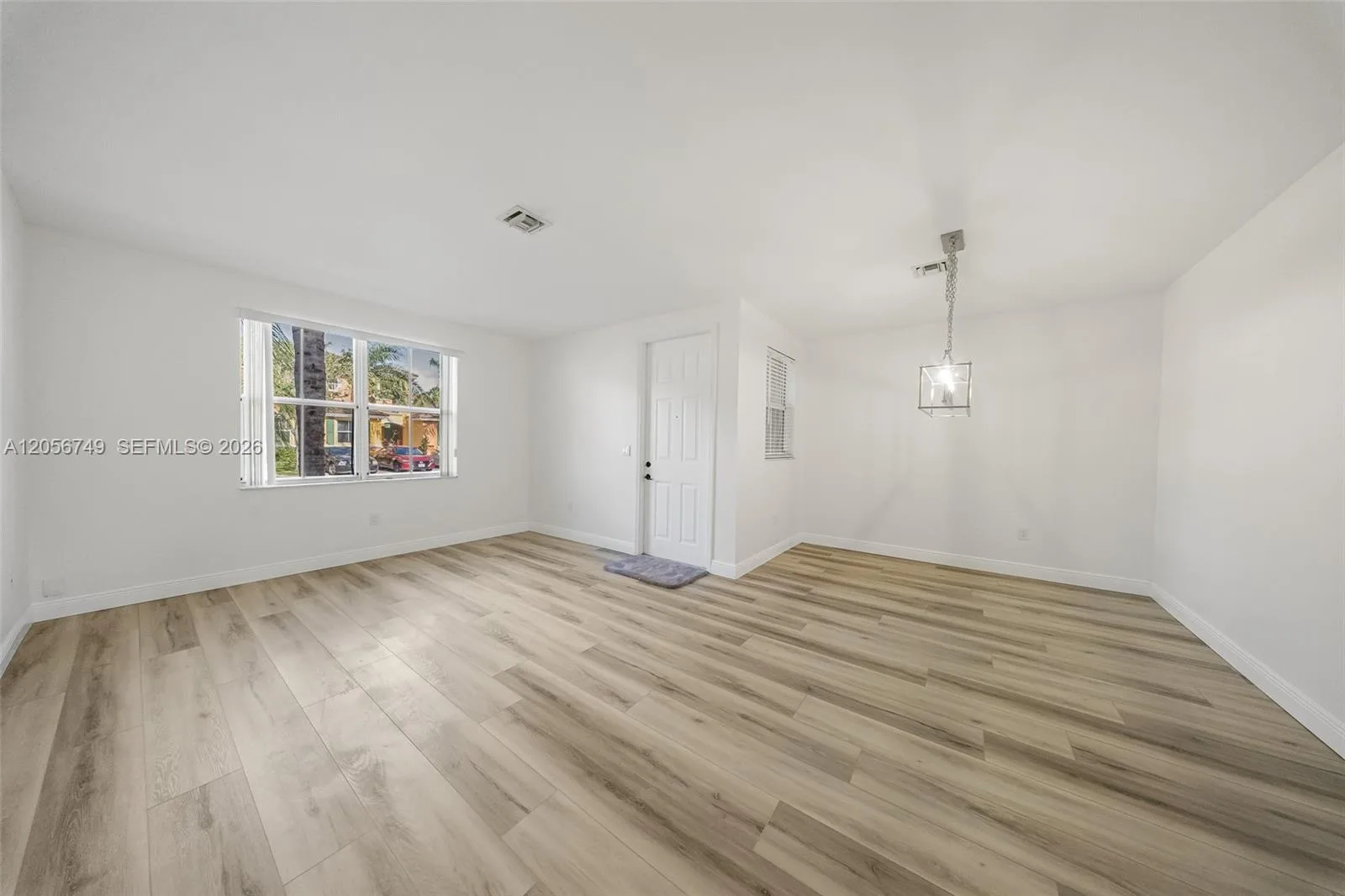 1037 NE 42nd Pl, Homestead, FL 33033 photo 5