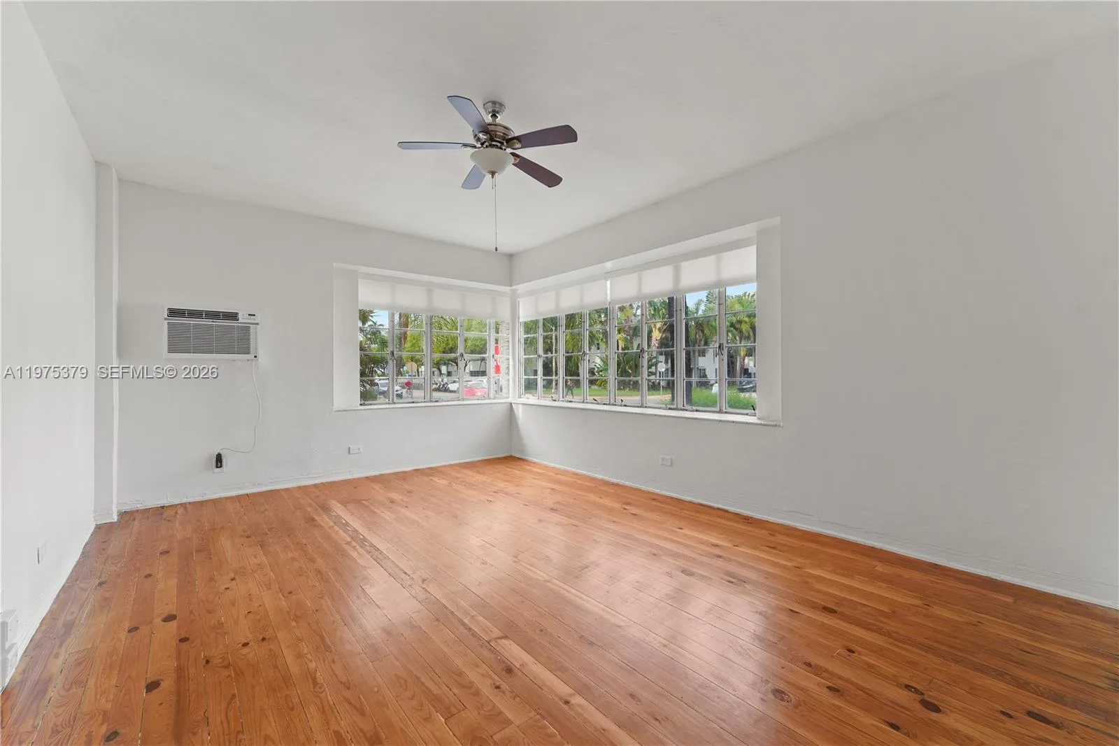 531 16th St, Miami Beach, FL 33139 photo 8