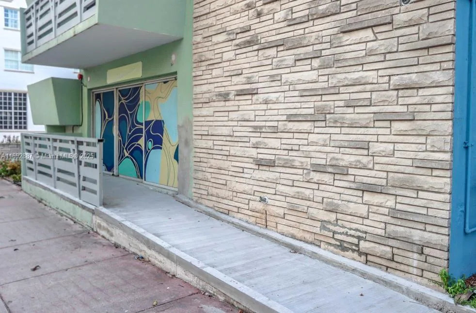 1446 Ocean Dr # 1 & 2, Miami Beach, FL 33139 photo 13