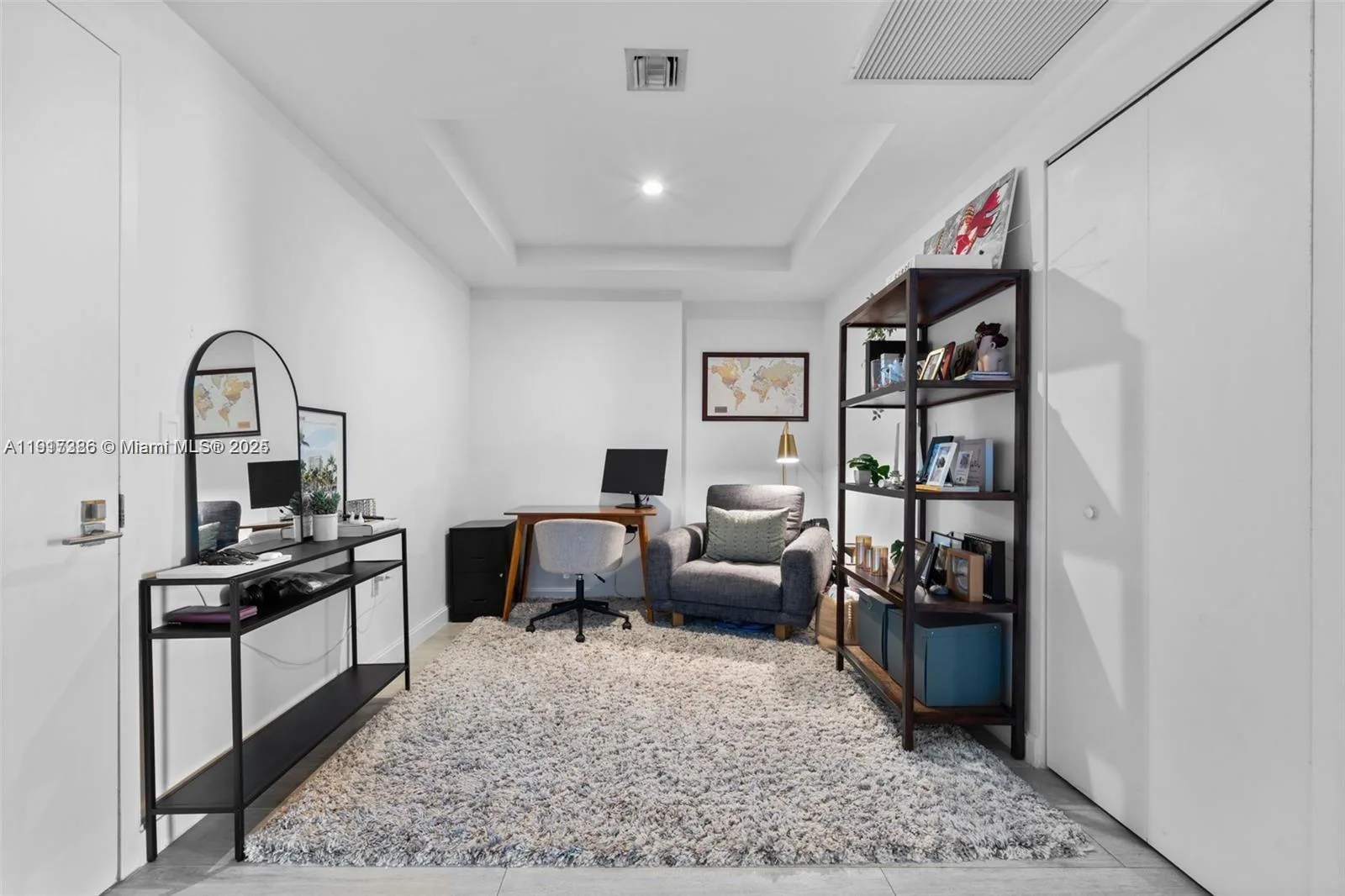 55 SW 9th St # 2305, Miami, FL 33130 photo 6