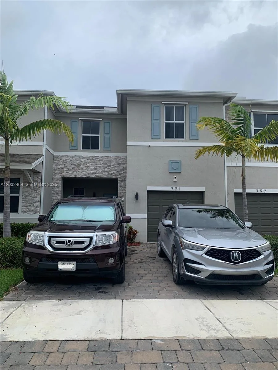 791 SE 18th St # 791, Homestead, FL 33034