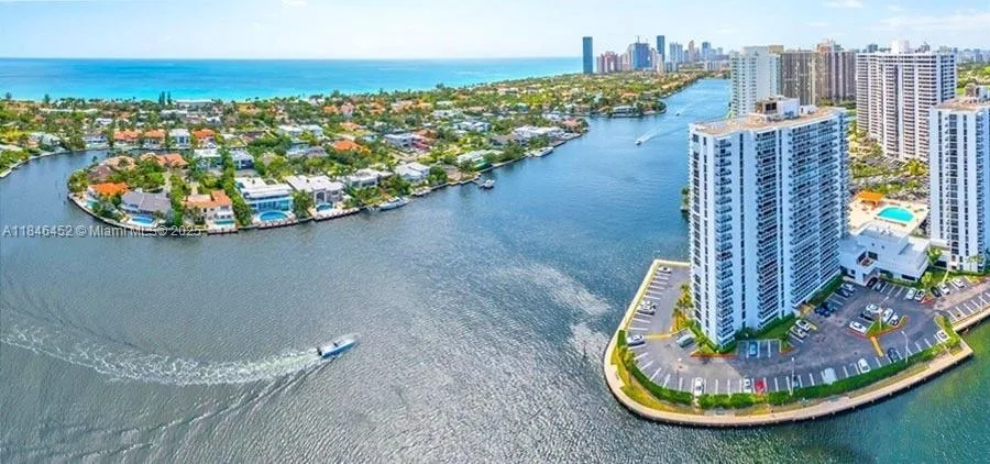 20515 E Country Club Dr # 1449, Aventura, FL 33180 photo 2