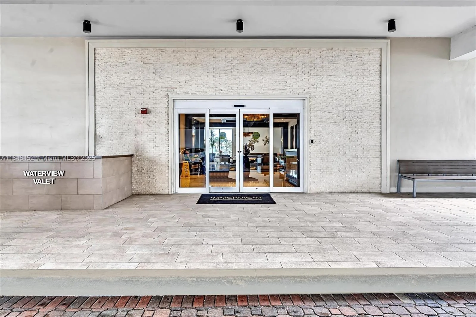 20515 E Country Club Dr # 1449, Aventura, FL 33180 photo 4