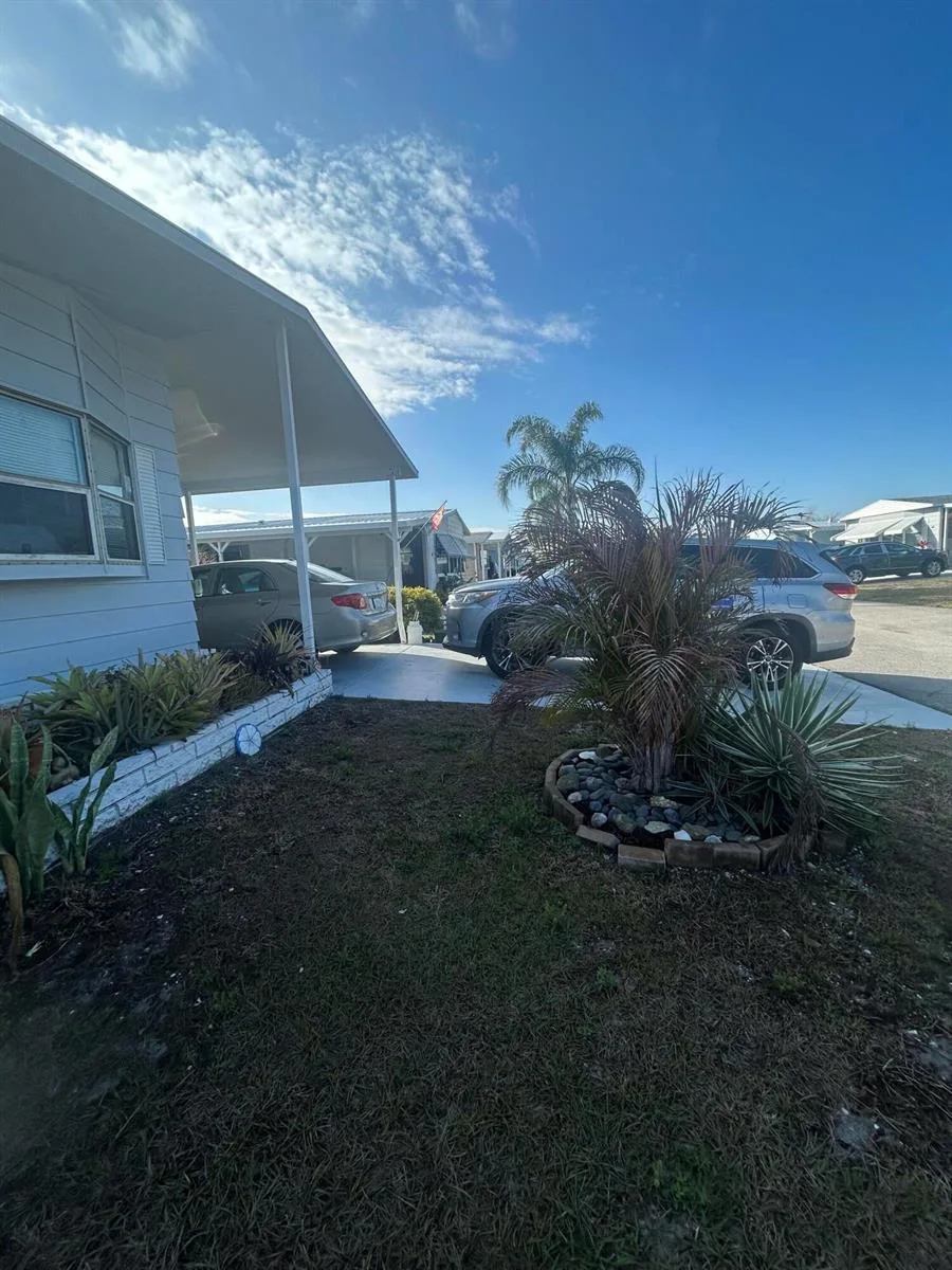 41 Verde Vista, Fort Pierce, FL 34951 photo 2