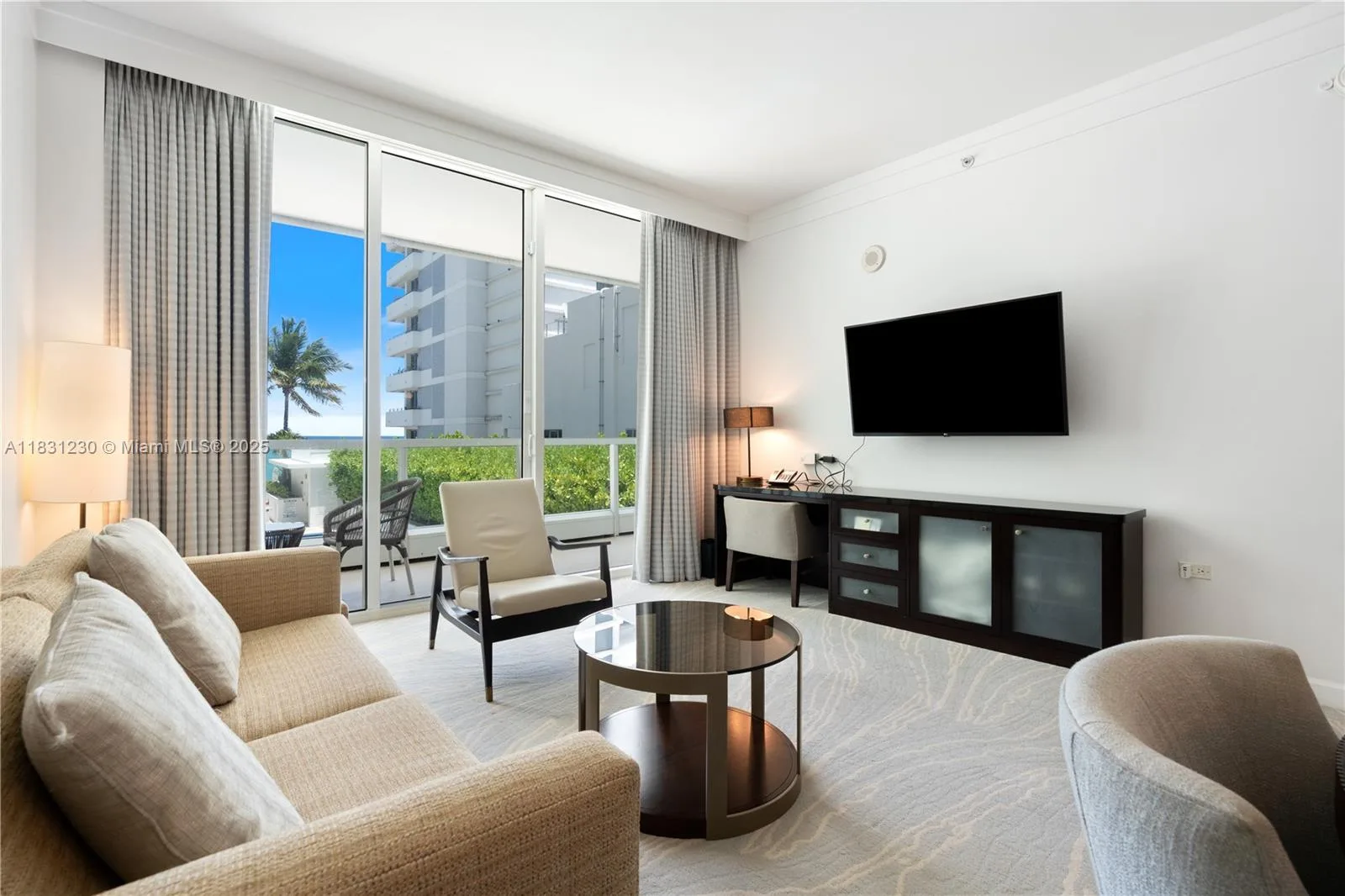 4391 Collins Ave # 623, Miami Beach, FL 33140 photo 4