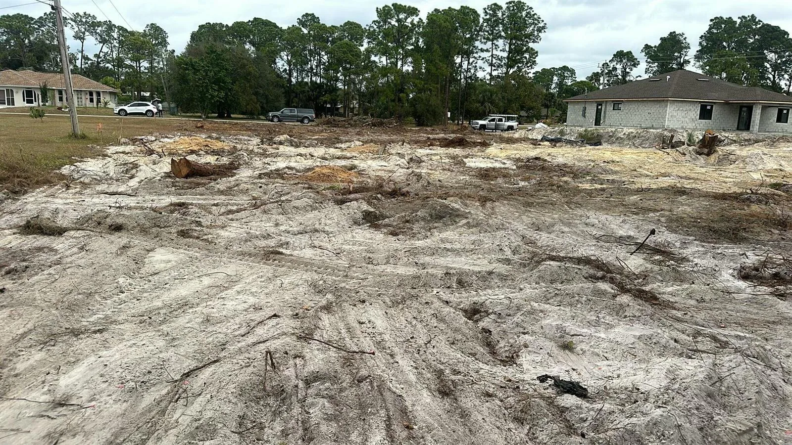 2704 Leeland Heights Boulevard, Lehigh Acres, FL 33936