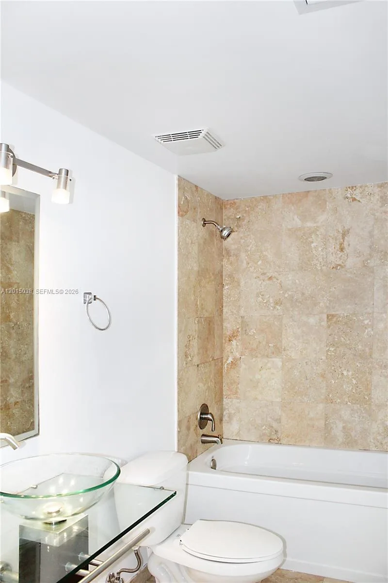 350 S Miami Ave # 2713, Miami, FL 33130 photo 11