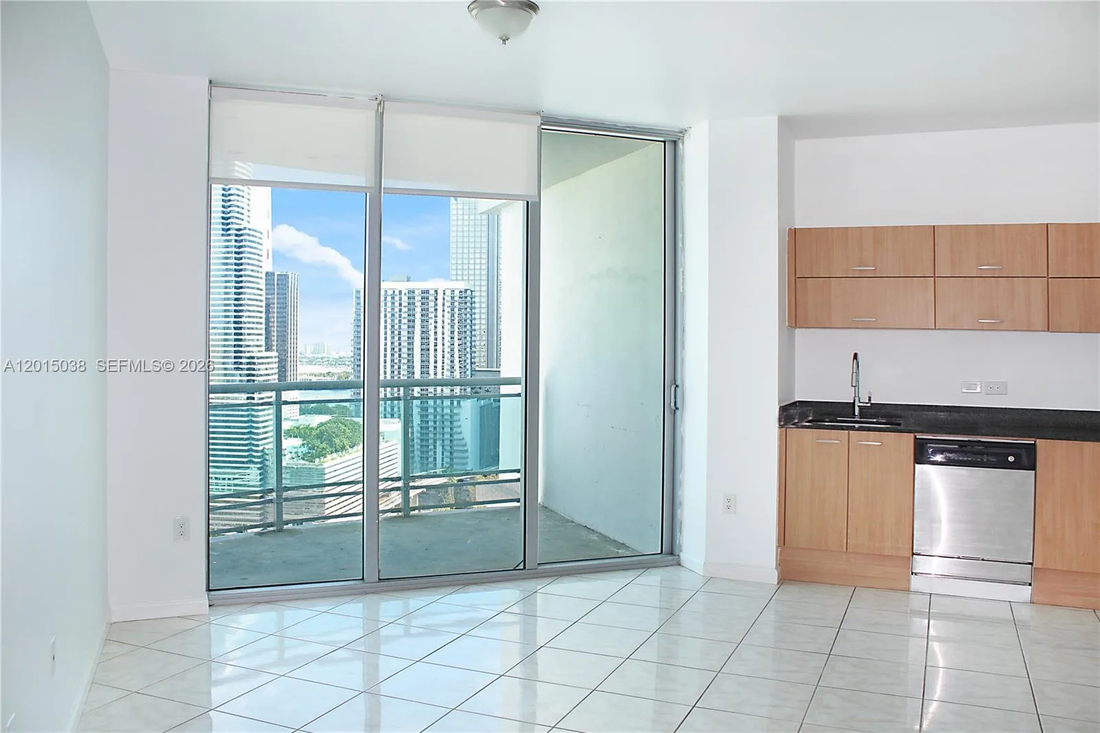 350 S Miami Ave # 2713, Miami, FL 33130 photo 3
