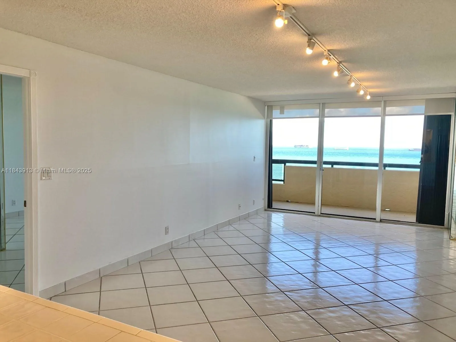 2555 Collins Ave # 1707, Miami Beach, FL 33140 photo 4