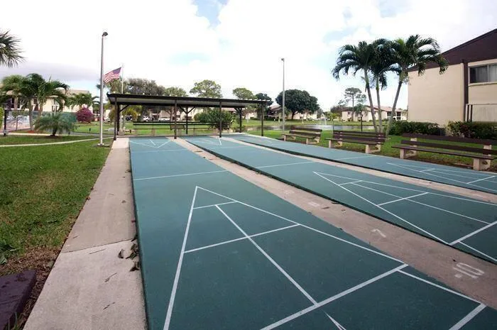3526 LA PALMAS Court # A-1, FL 33463 photo 10