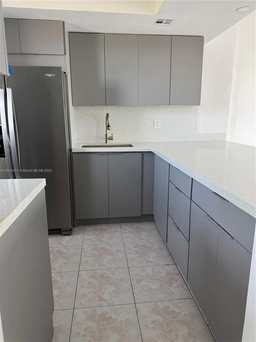 1333 E Hallandale Beach Blvd # 444, Hallandale Beach, FL 33009 photo 4