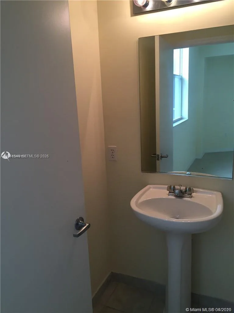 1 Glen Royal Pkwy # 1404, Miami, FL 33125 photo 10