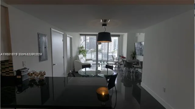 92 SW 3rd St # 1802, Miami, FL 33130 photo 3