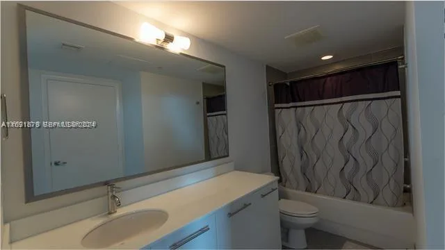 92 SW 3rd St # 1802, Miami, FL 33130 photo 9