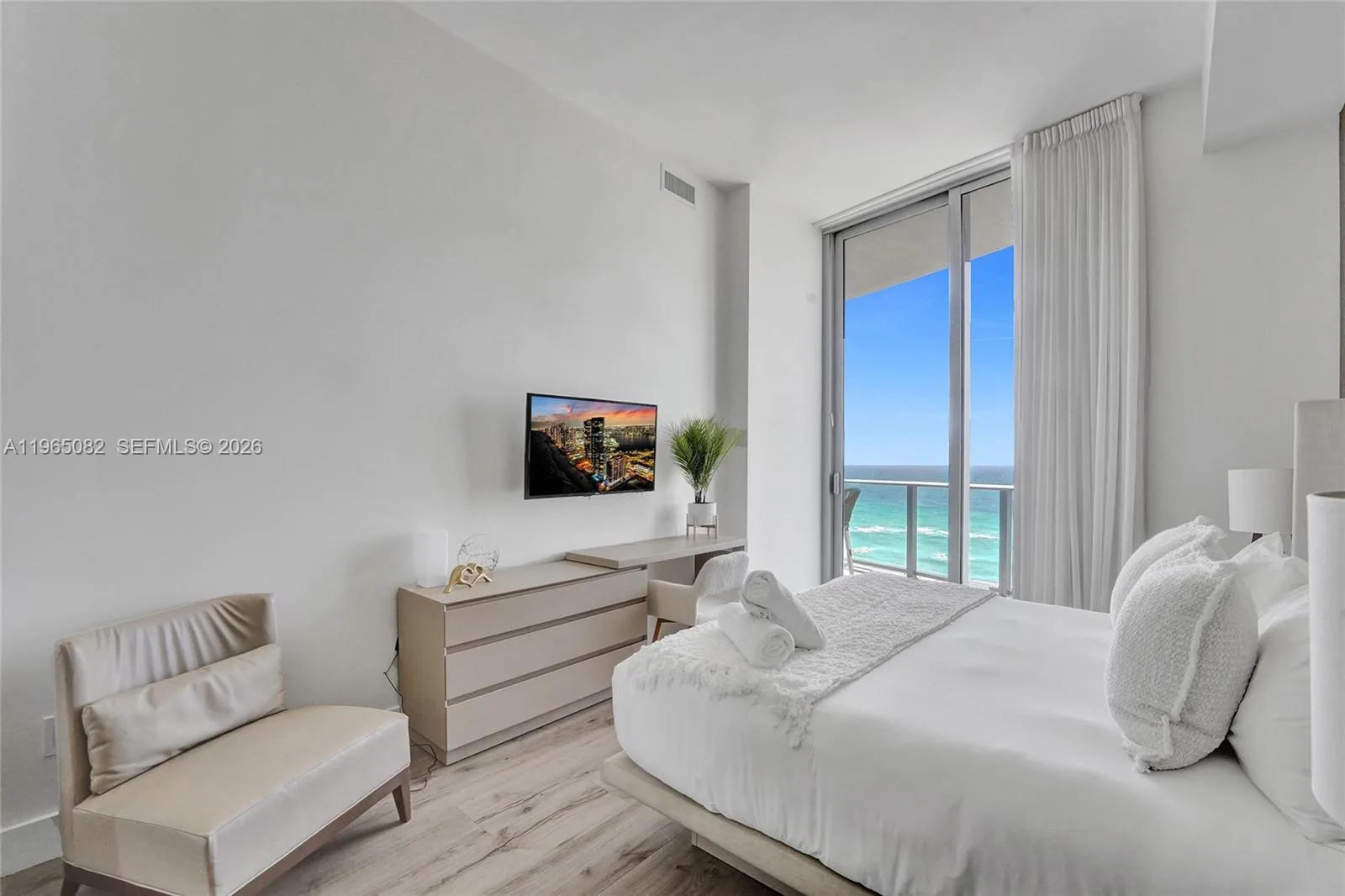 4111 S Ocean Dr # 603, Hollywood, FL 33019 photo 4