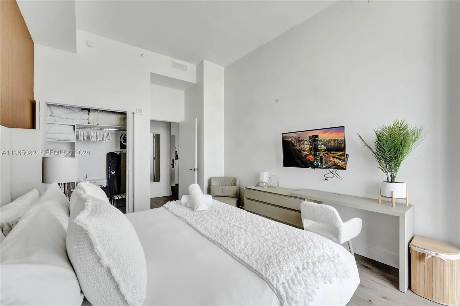 4111 S Ocean Dr # 603, Hollywood, FL 33019 photo 7