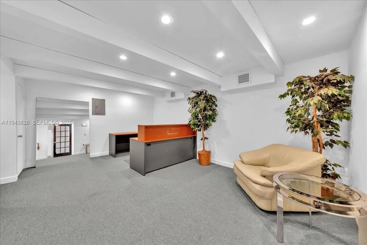 500 NE 25th St # 10, Pompano Beach, FL 33064 photo 3