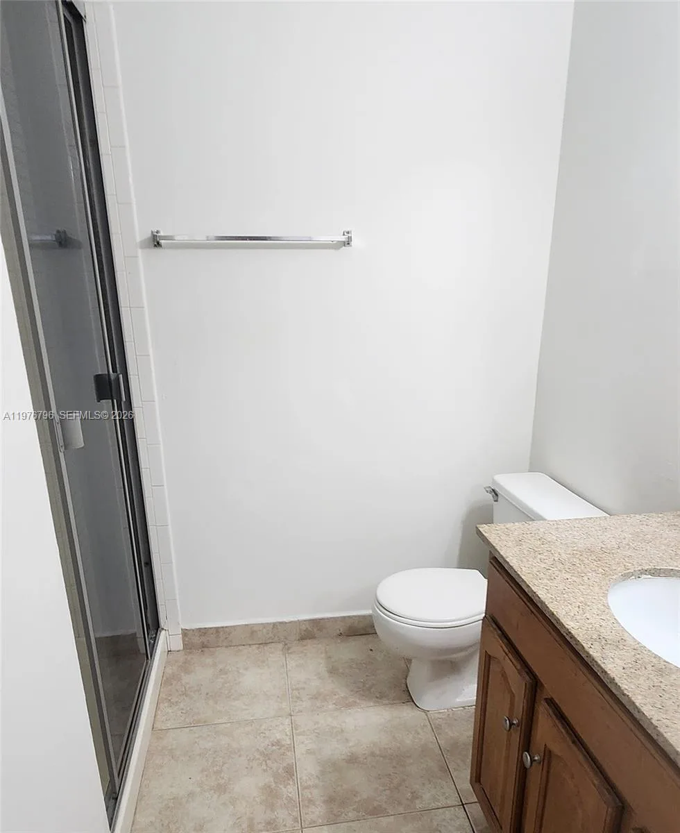 902 NE 209 St # 203-40, Miami, FL 33179 photo 9