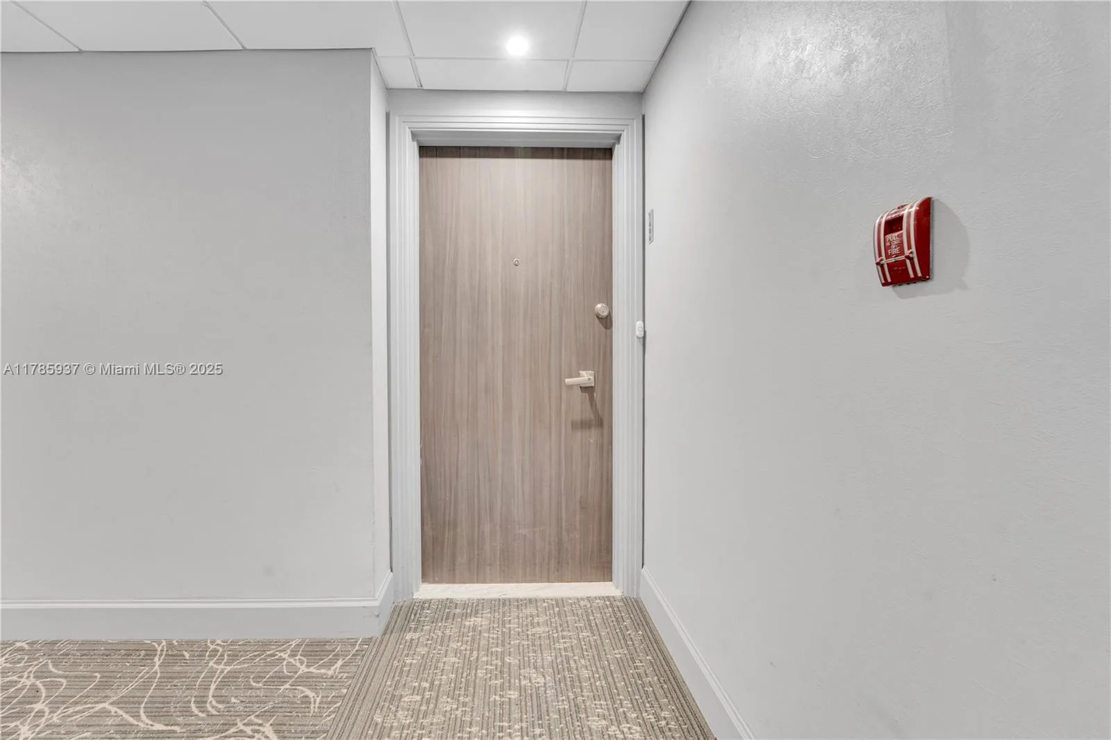 300 Bayview Dr # 1606, Sunny Isles Beach, FL 33160 photo 10