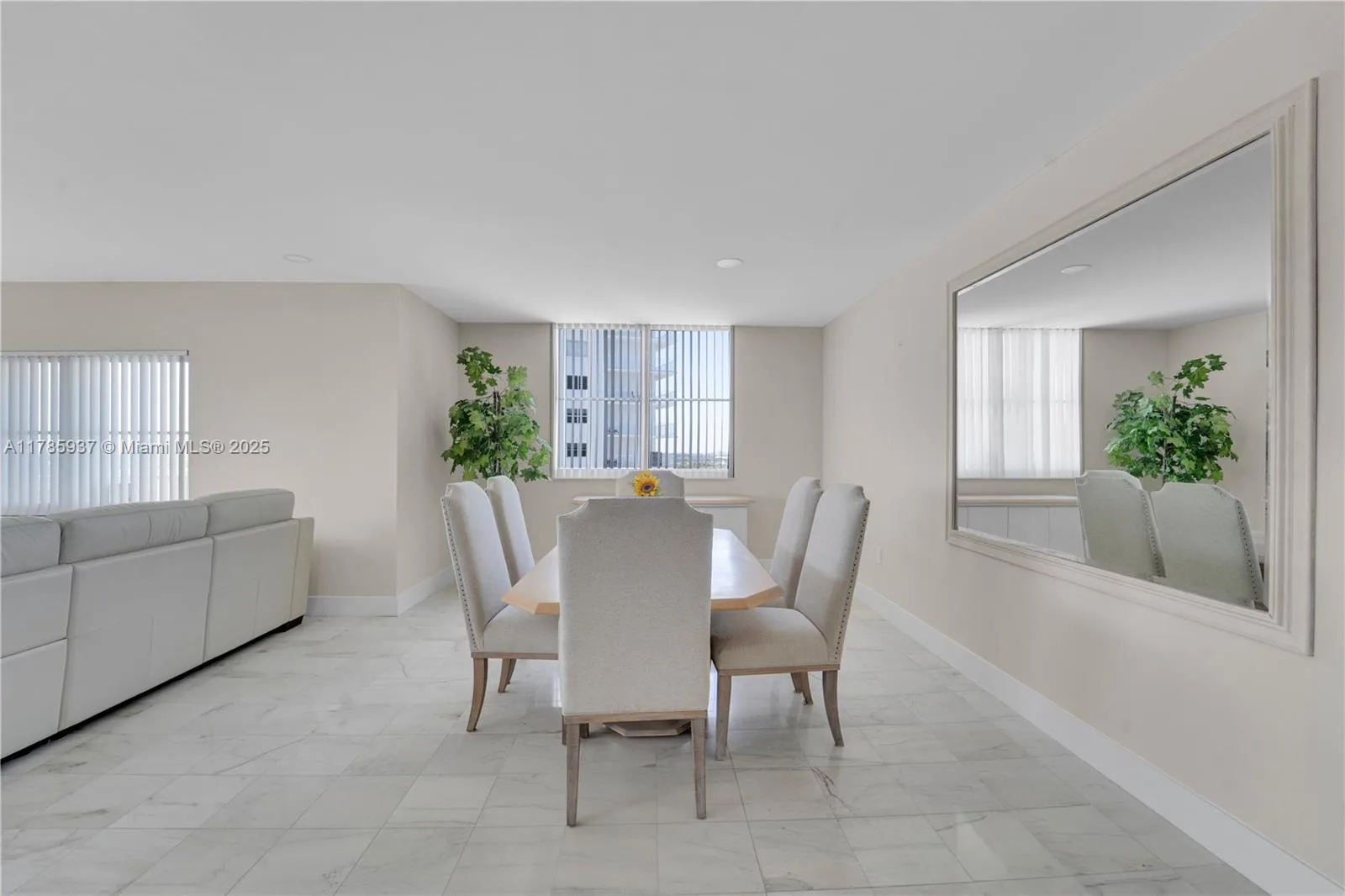 300 Bayview Dr # 1606, Sunny Isles Beach, FL 33160 photo 4