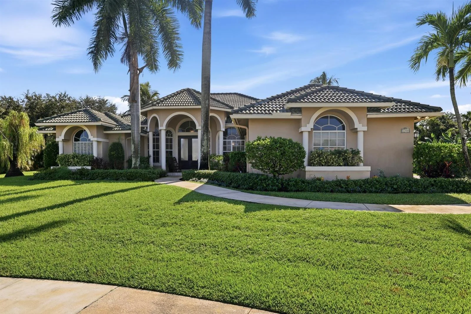 1350 PAMPAS Way, Wellington, FL 33414