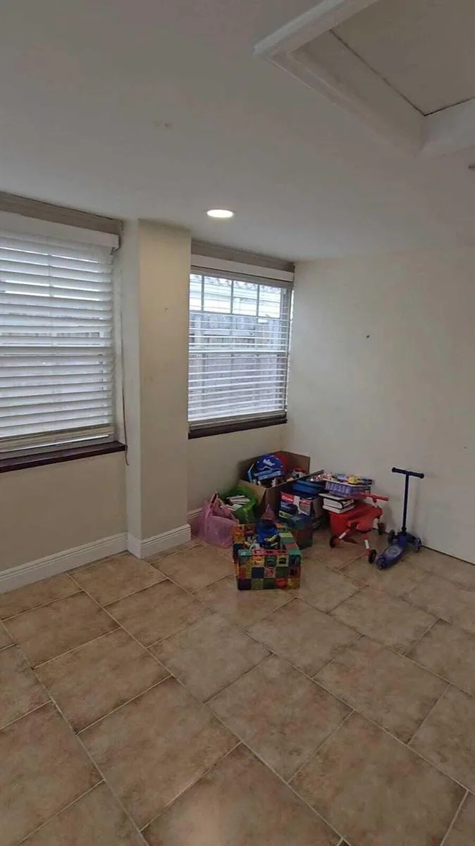 1435 NE 182nd Street, North Miami Beach, FL 33162 photo 7