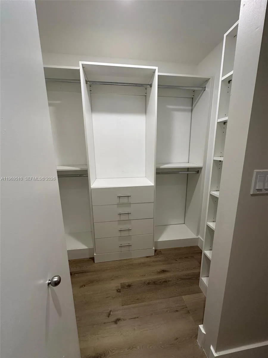 801 Brickell Key Blvd # 809, Miami, FL 33131 photo 8