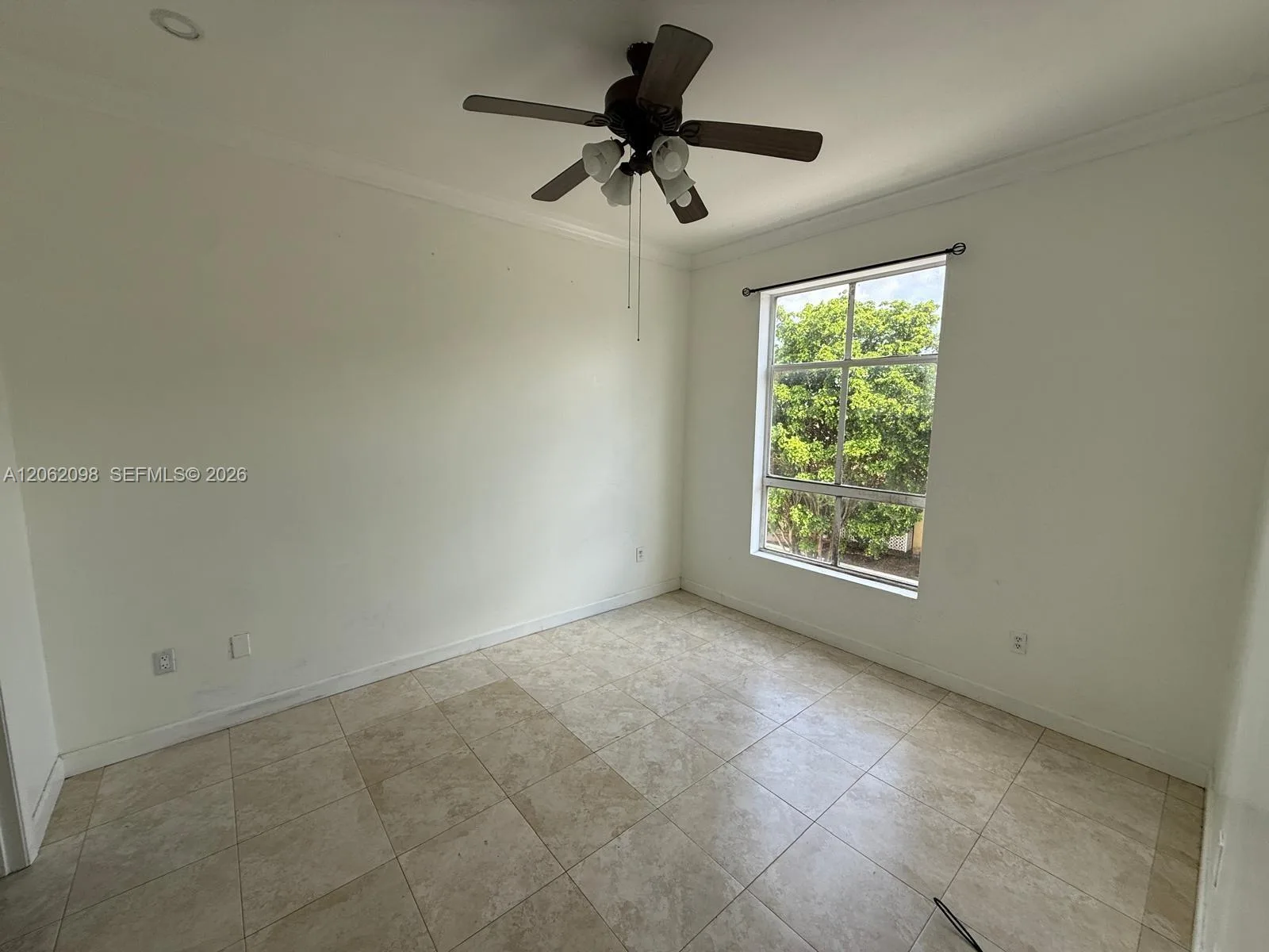 7420 W 20th Ave # 355, Hialeah, FL 33016