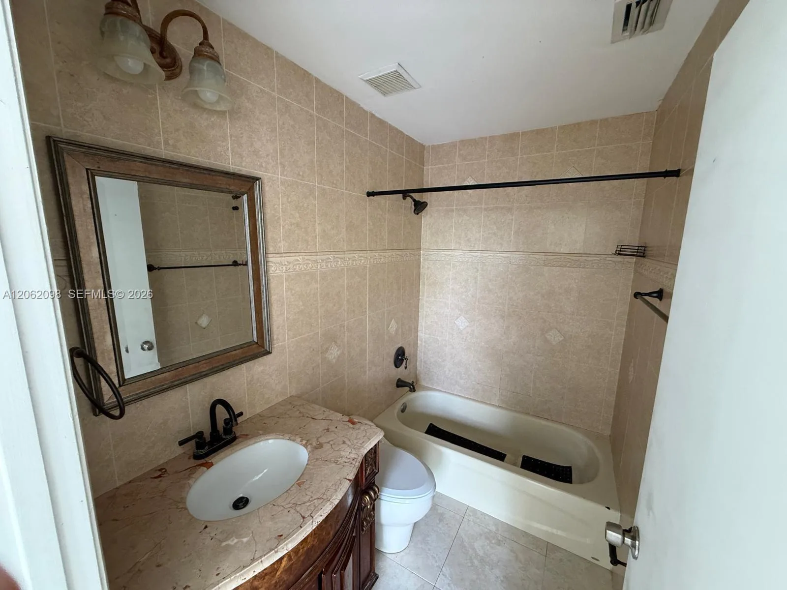 7420 W 20th Ave # 355, Hialeah, FL 33016 photo 8