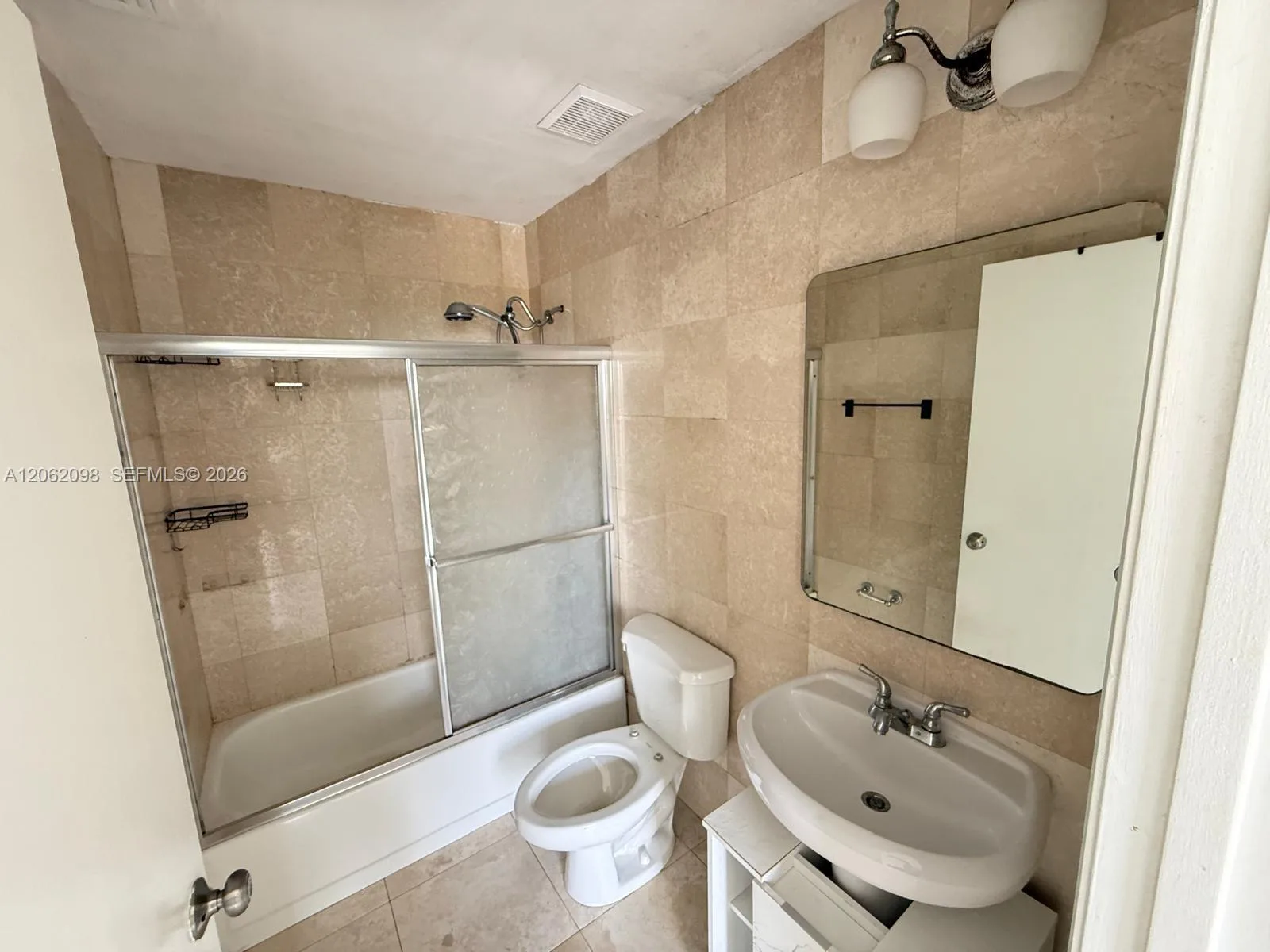 7420 W 20th Ave # 355, Hialeah, FL 33016 photo 9