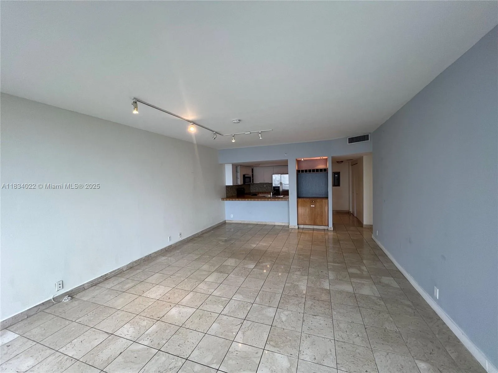 520 Brickell Key Dr # A1519, Miami, FL 33131 photo 2