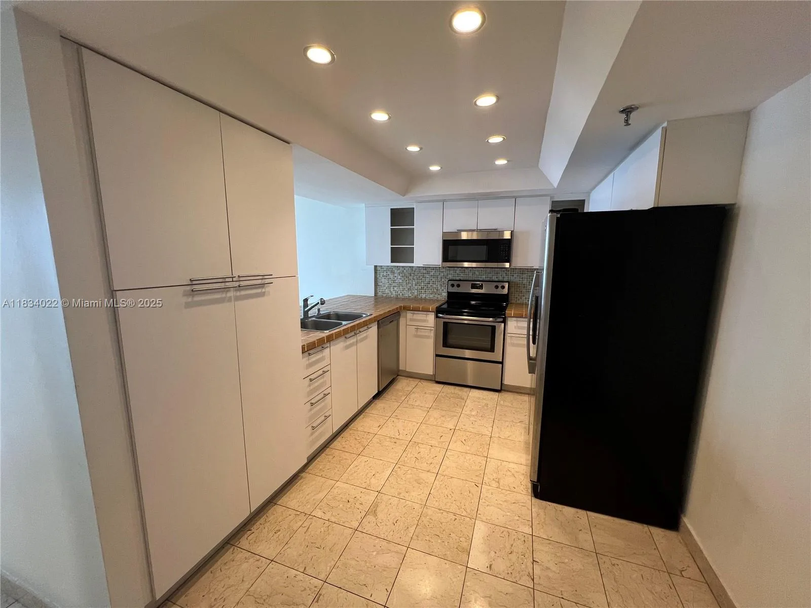 520 Brickell Key Dr # A1519, Miami, FL 33131 photo 5