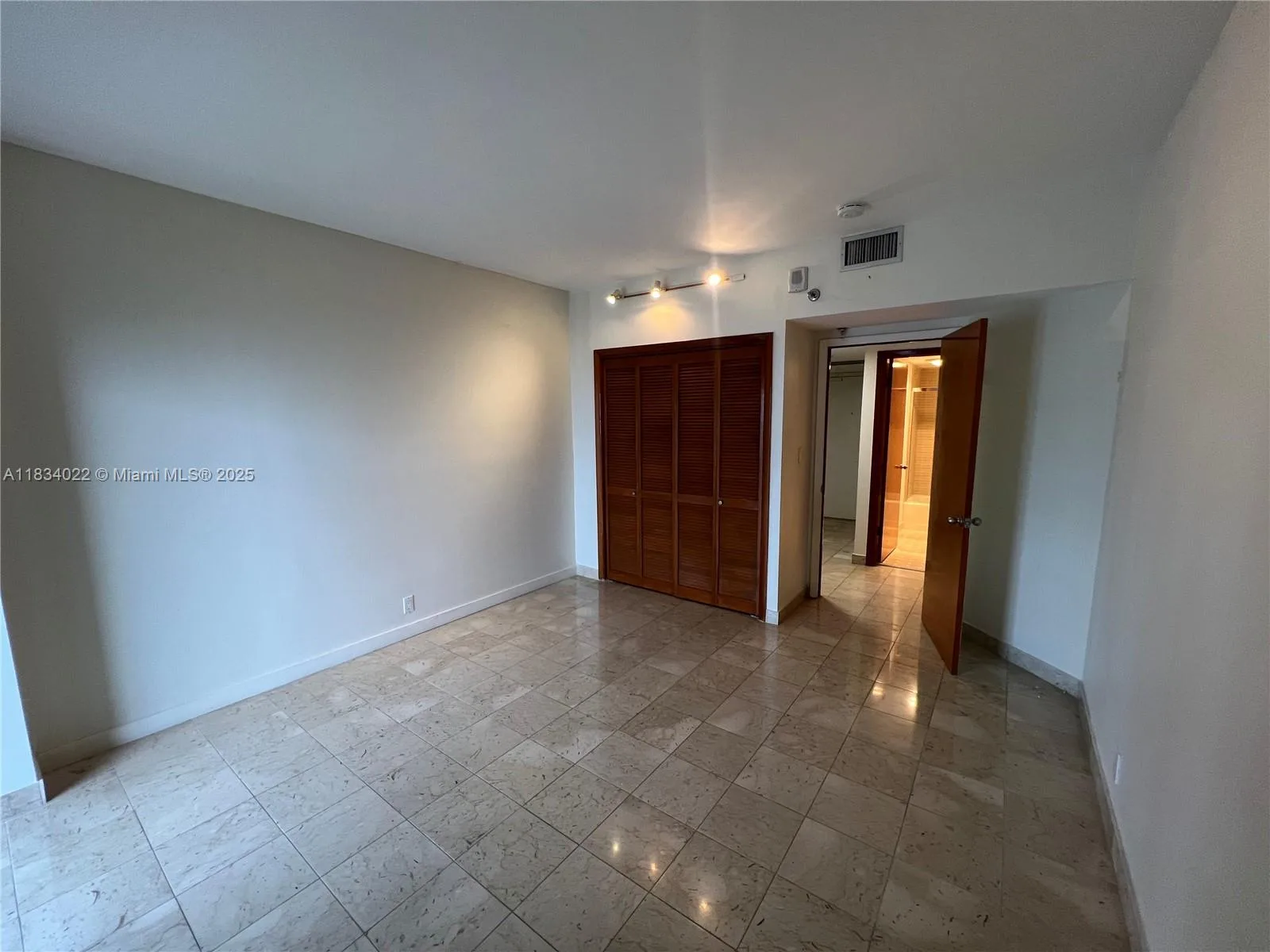 520 Brickell Key Dr # A1519, Miami, FL 33131 photo 7