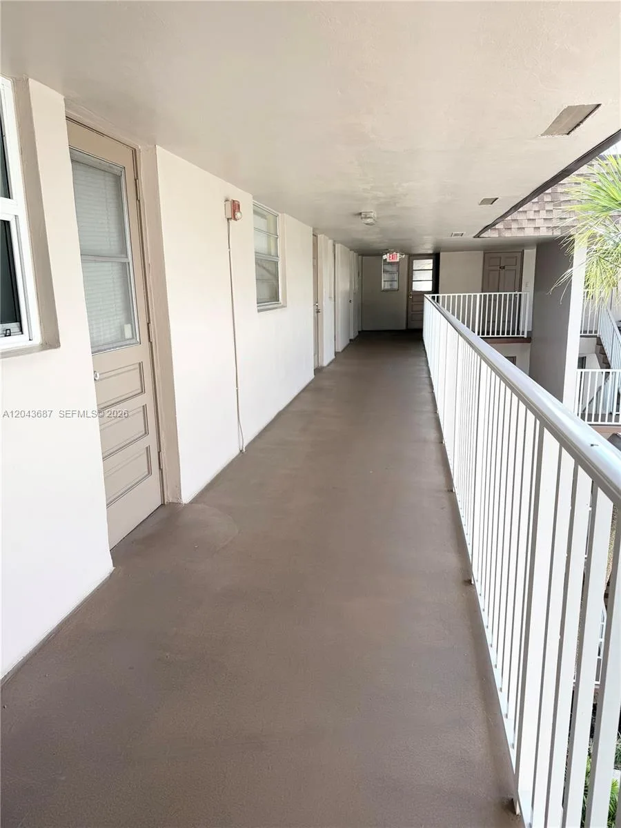 8101 SW 24th Ct # 405, Davie, FL 33324 photo 7