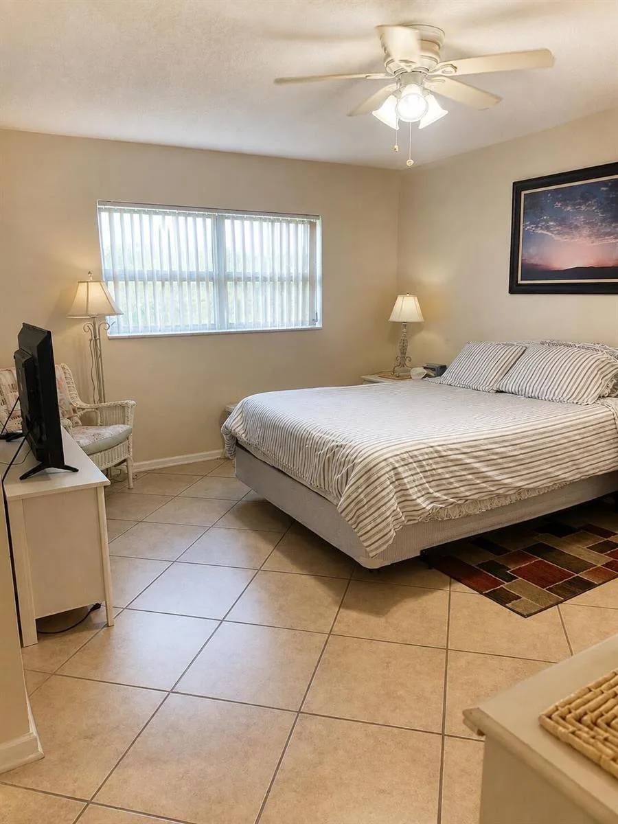 230 NE 26TH Avenue # 404, Boynton Beach, FL 33435 photo 6
