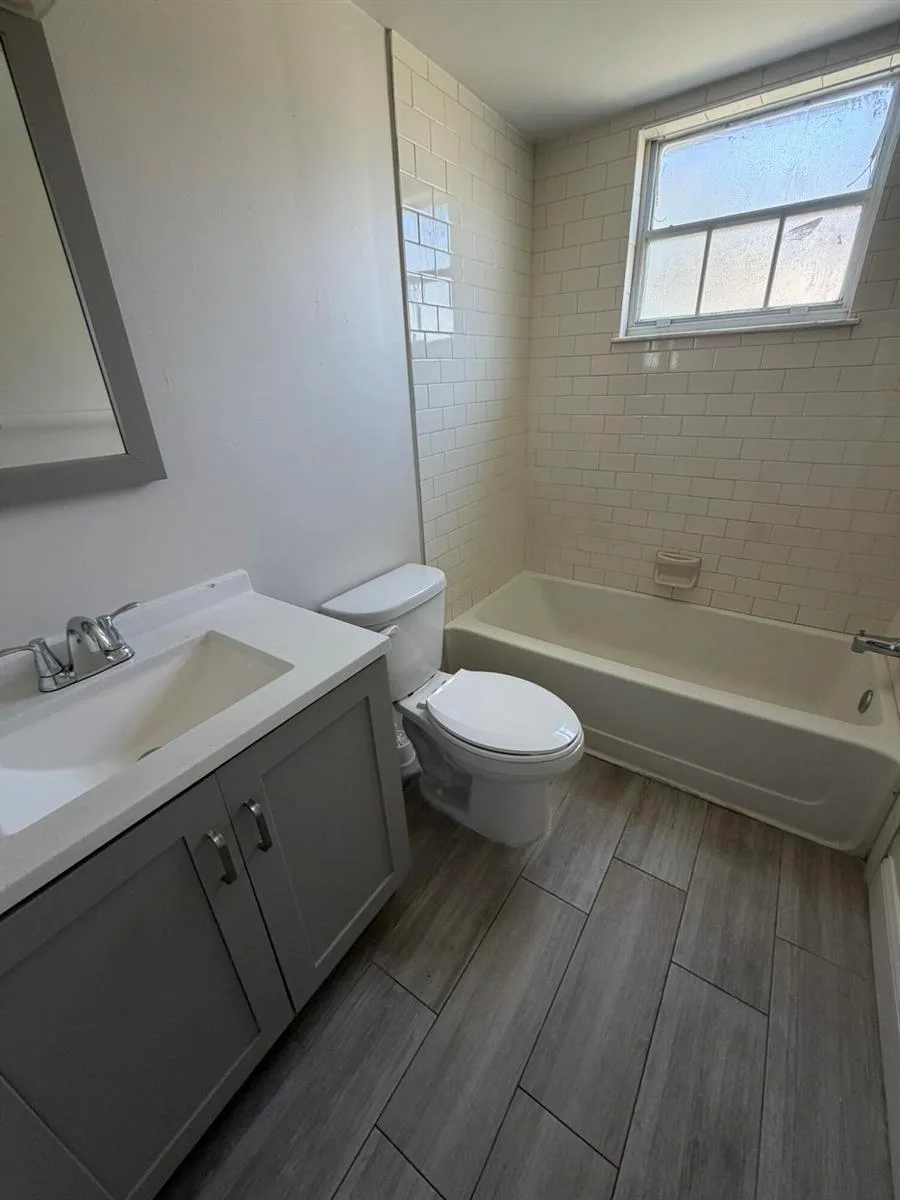 1546 SE ROYAL GREEN Circle # 102, Port St. Lucie, FL 34952 photo 11