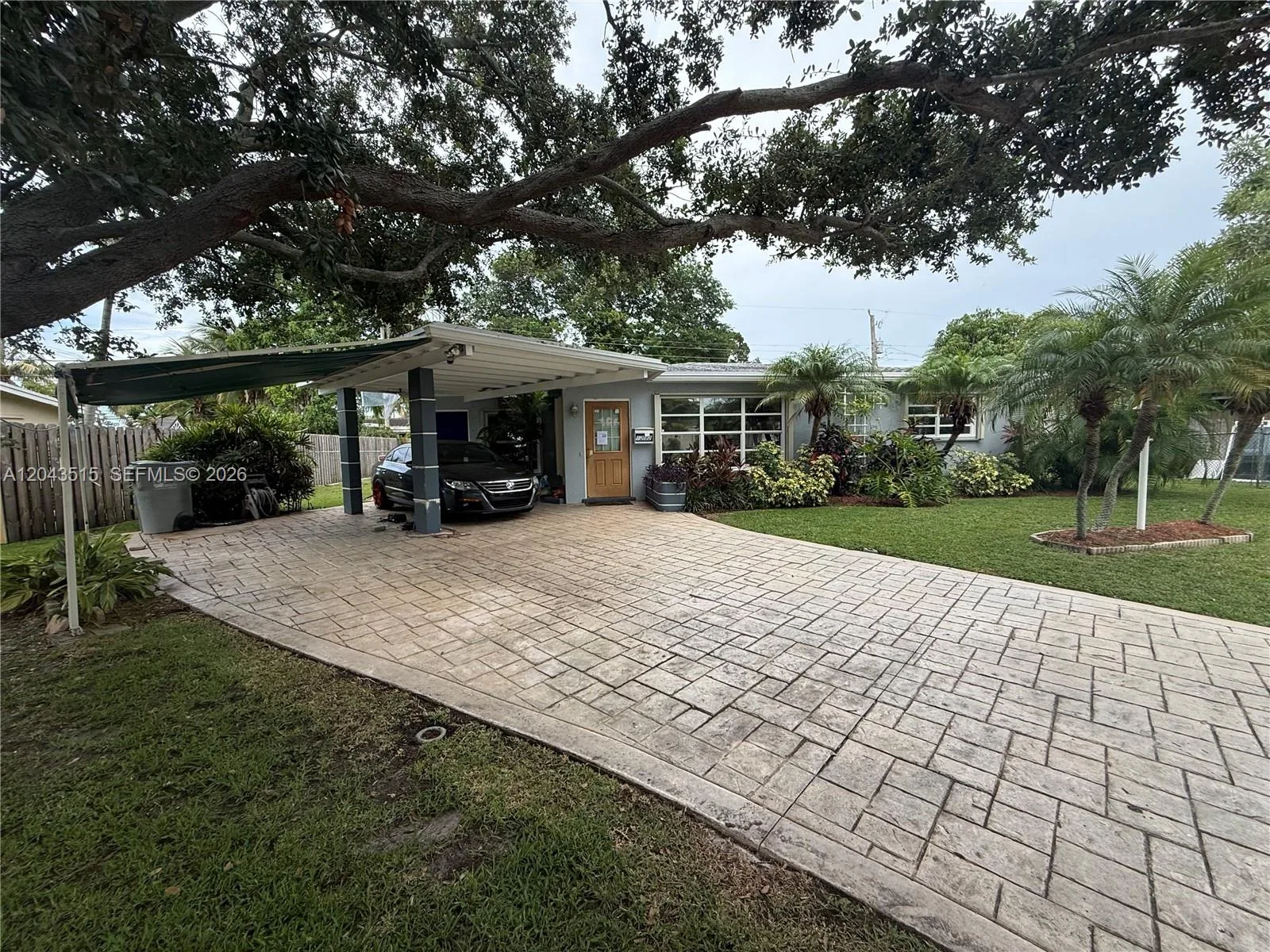 1232 SW 1st Ave, Pompano Beach, FL 33060 photo 2