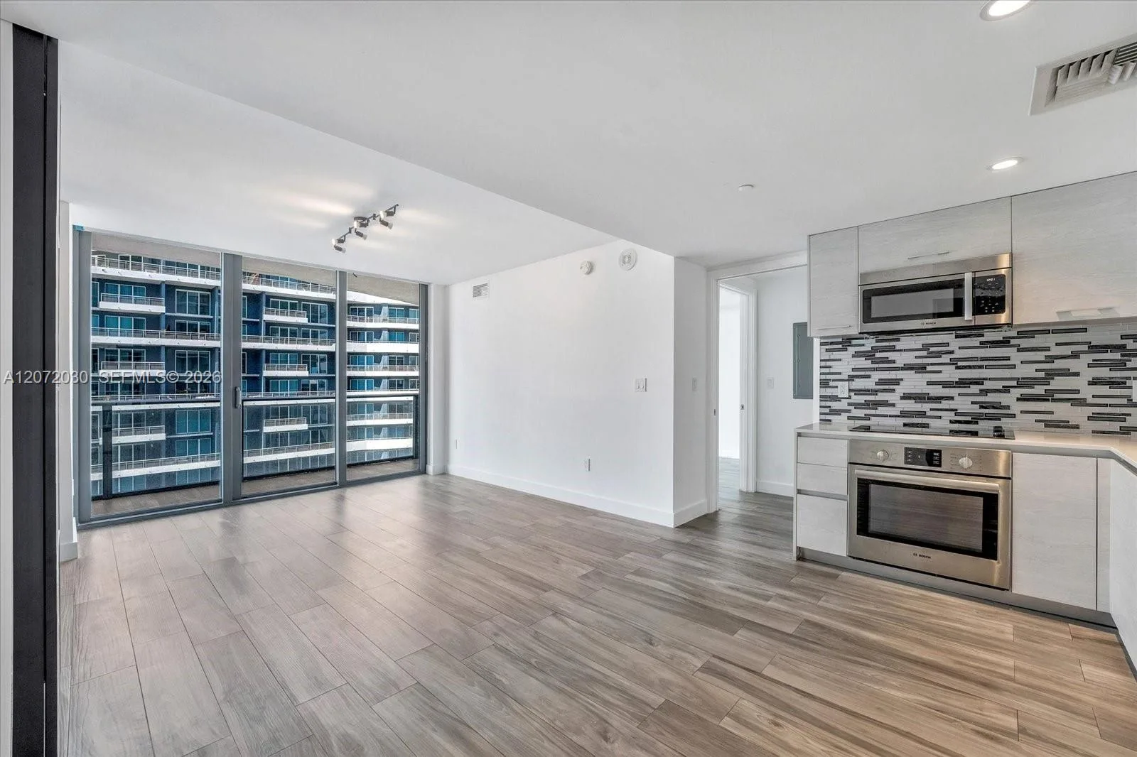 1300 S Miami Ave # 4807, Miami, FL 33130 photo 13