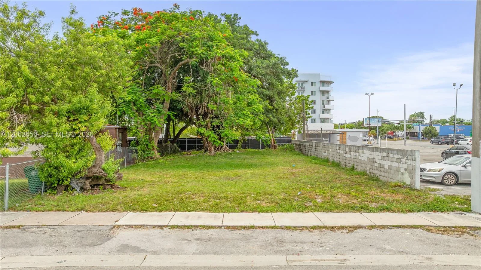 1618 NW 55th St, Miami, FL 33142