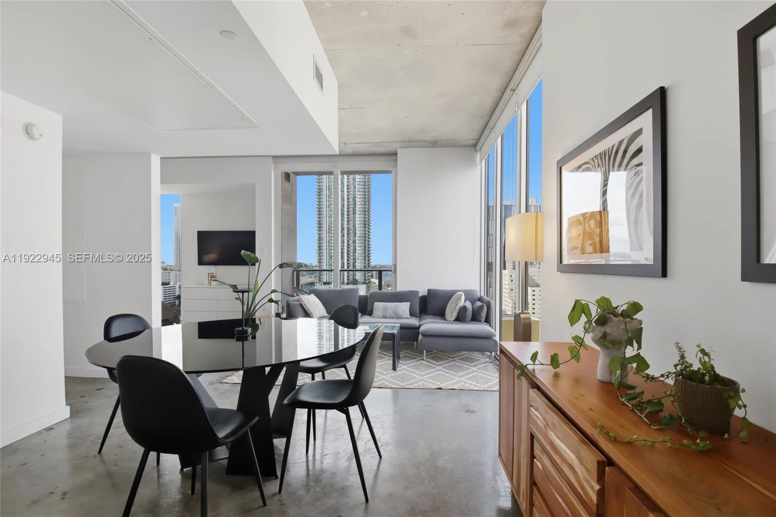 151 SE 1st St # 1810, Miami, FL 33131