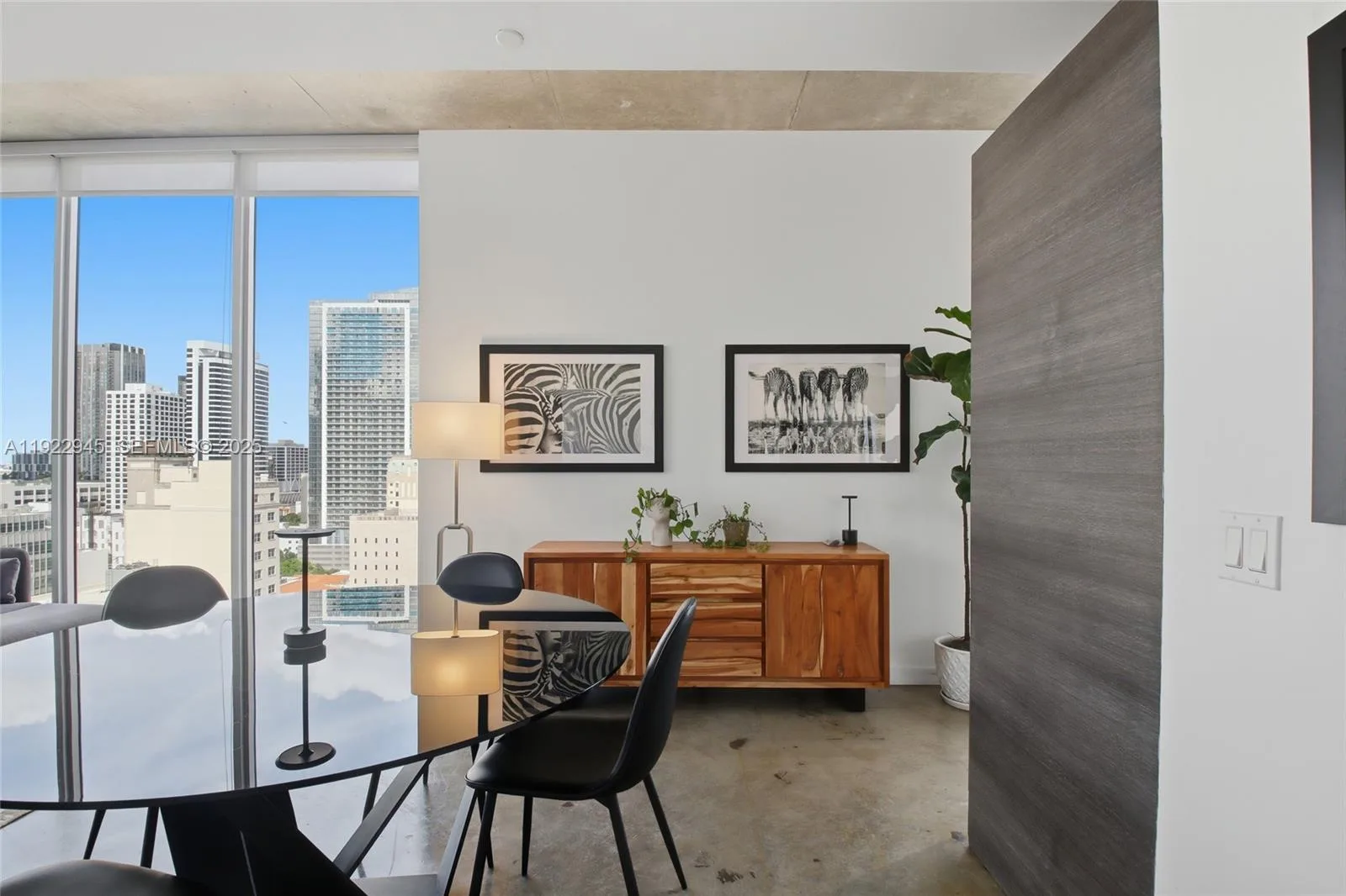 151 SE 1st St # 1810, Miami, FL 33131 photo 7