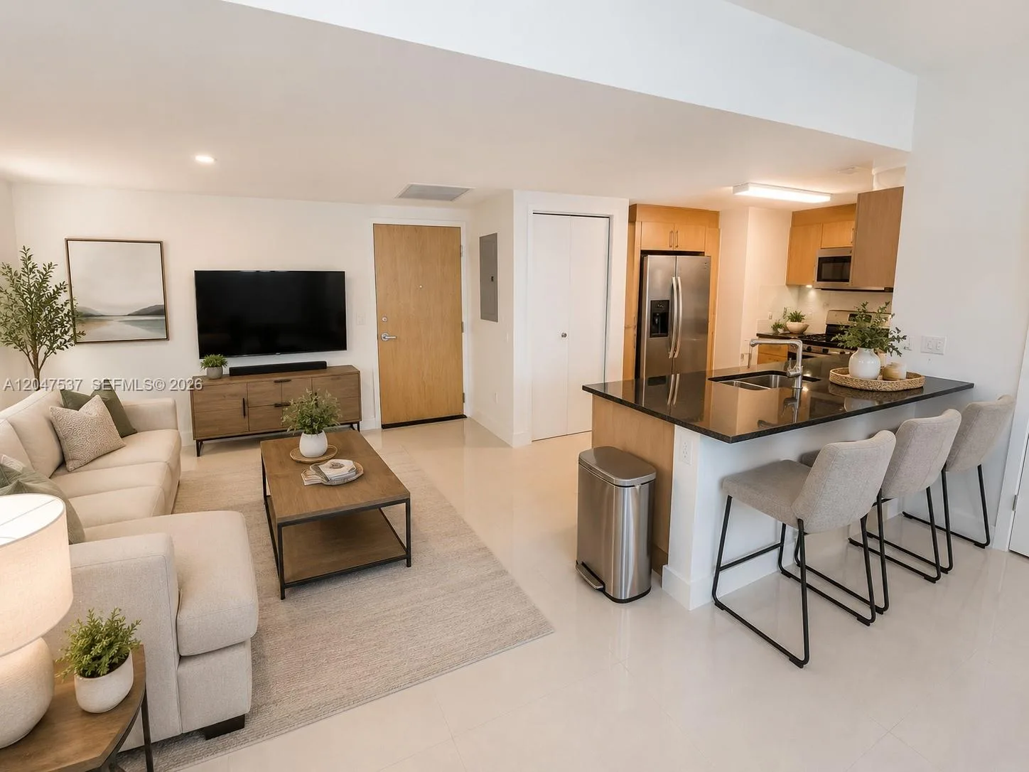 350 S Miami Ave # 3304, Miami, FL 33130 photo 3