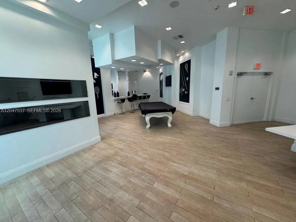 350 S Miami Ave # 3304, Miami, FL 33130 photo 5