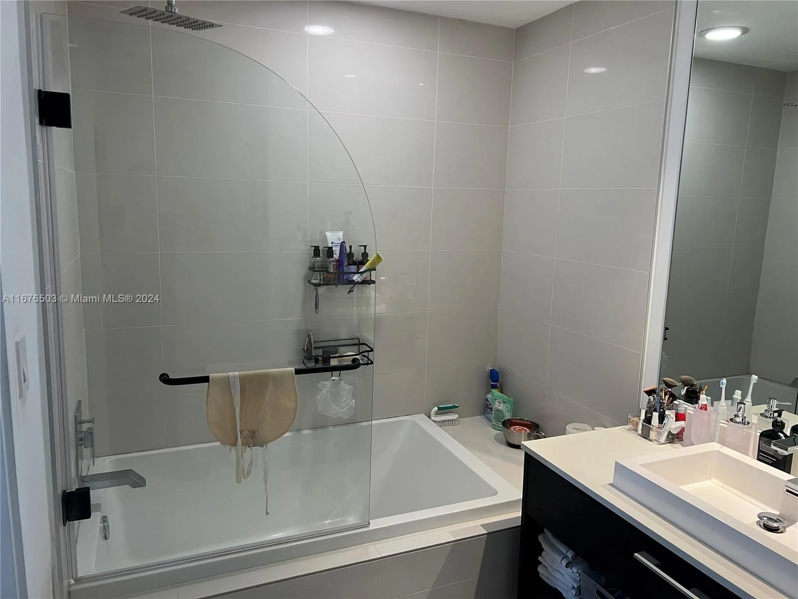 55 SW 9th St # 1604, Miami, FL 33130 photo 11