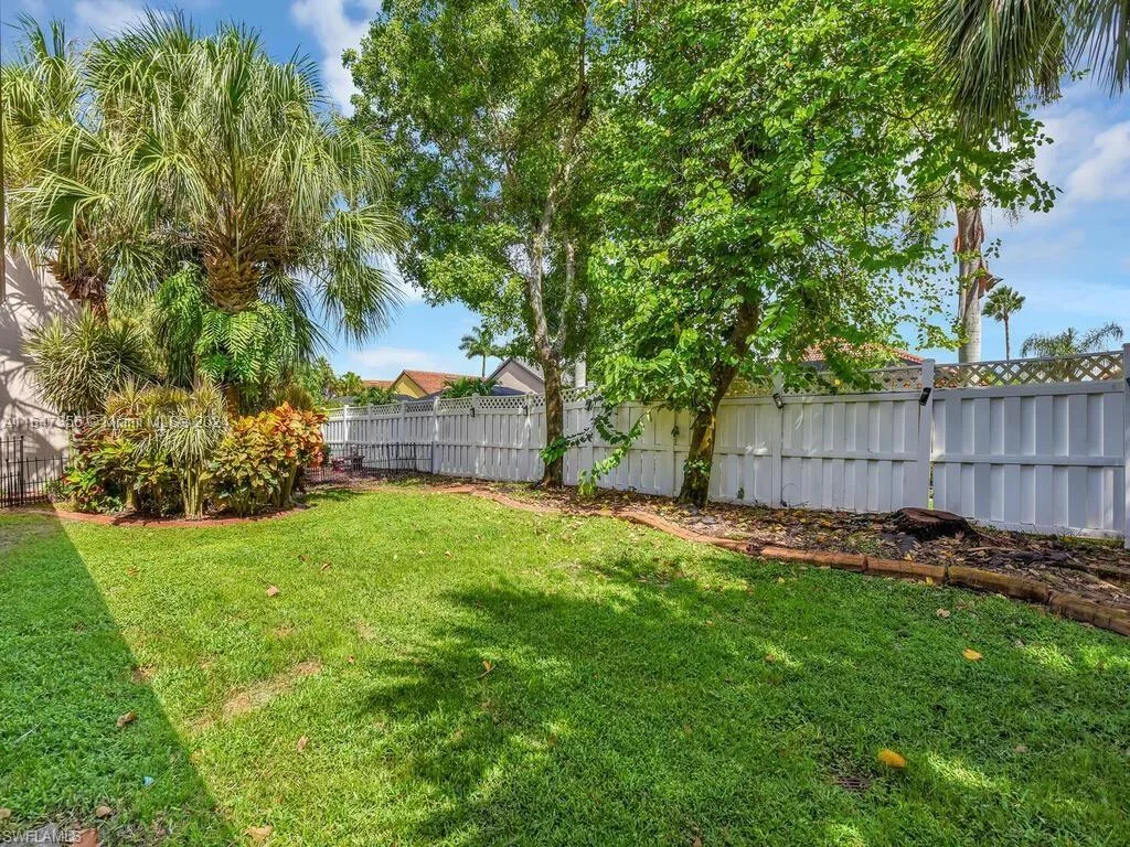 12886 Timber Ridge Drive, Fort Myers, FL 33913 photo 4