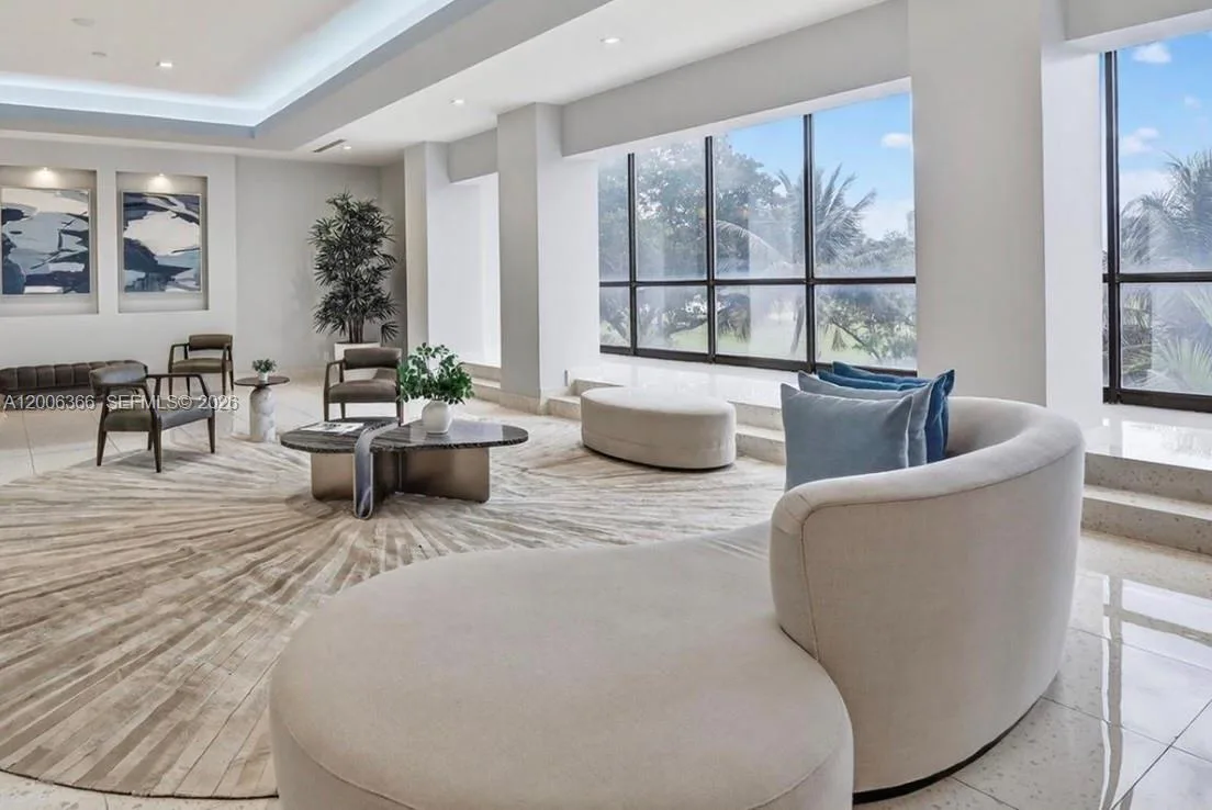 20301 W Country Club Dr # PH22, Aventura, FL 33180 photo 4