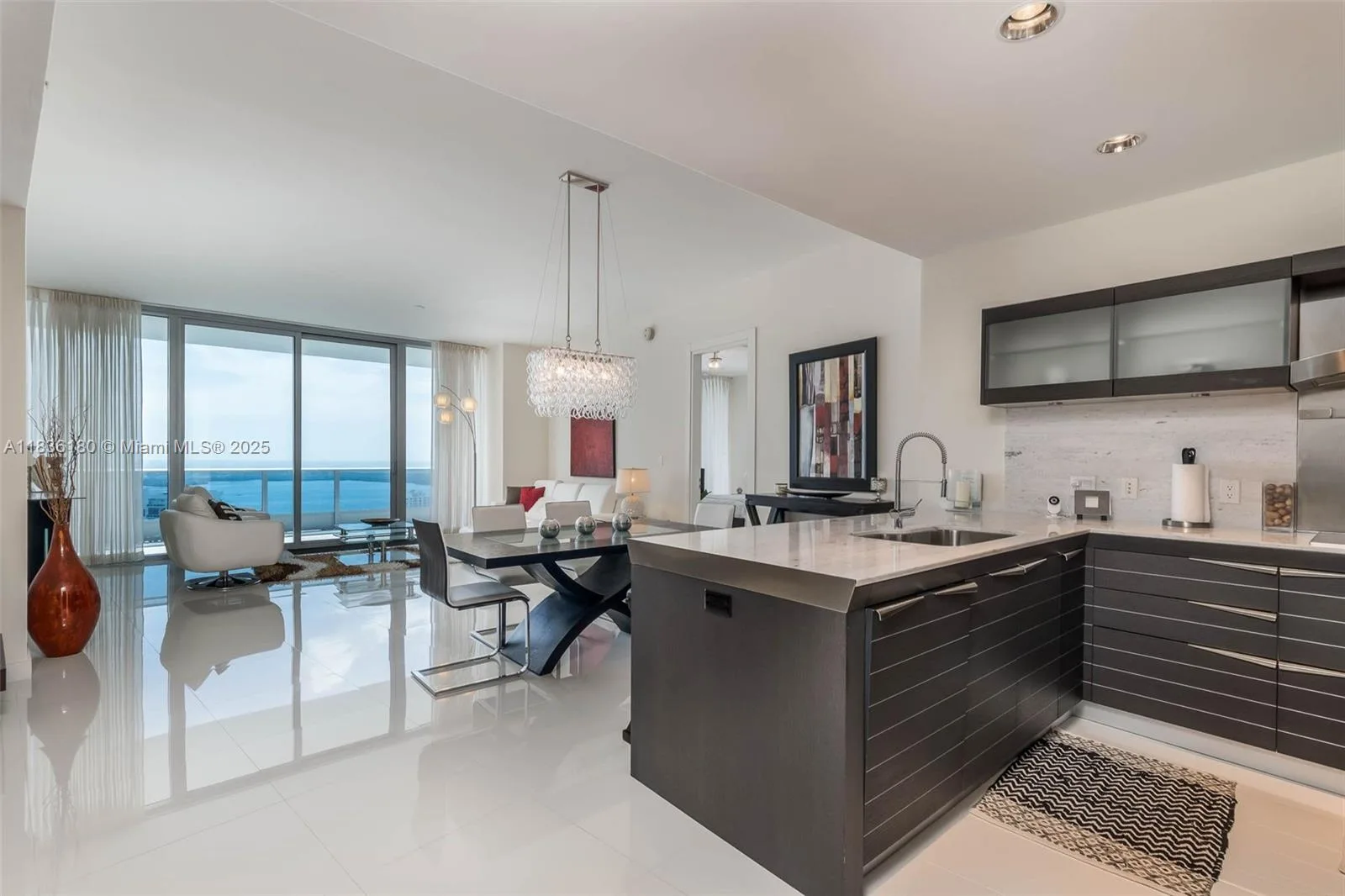 200 Biscayne Boulevard Way # 4603, Miami, FL 33131 photo 4