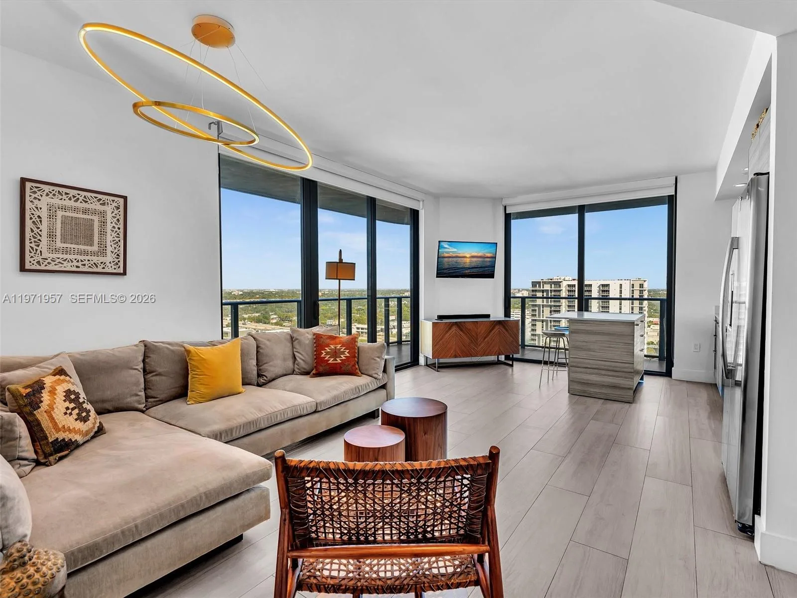 121 NE 34th St # 2016, Miami, FL 33137 photo 4