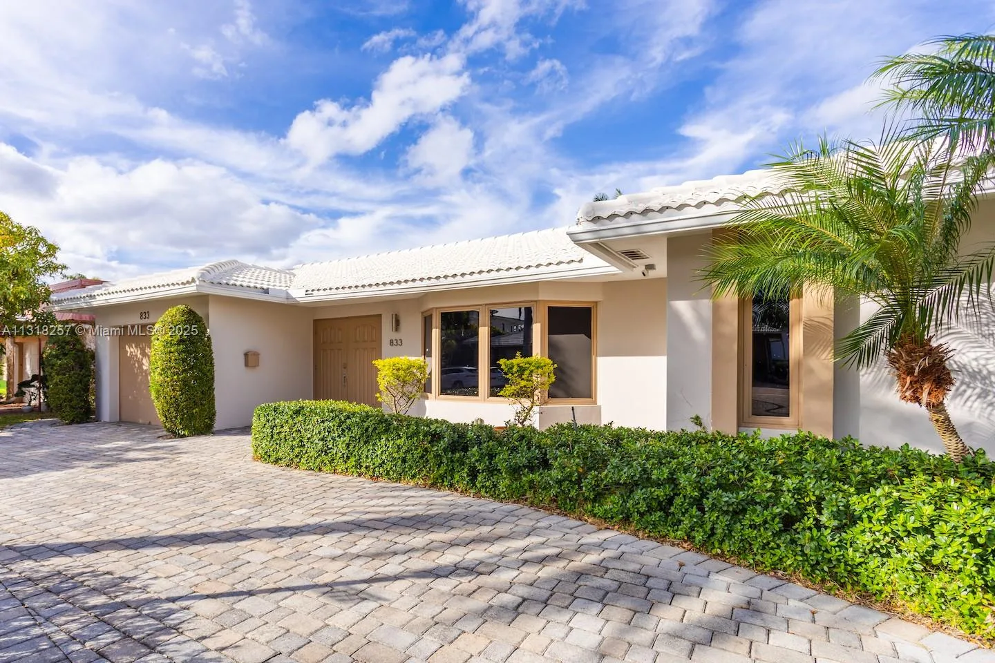 833 Washington St, Hollywood, FL 33019 photo 11